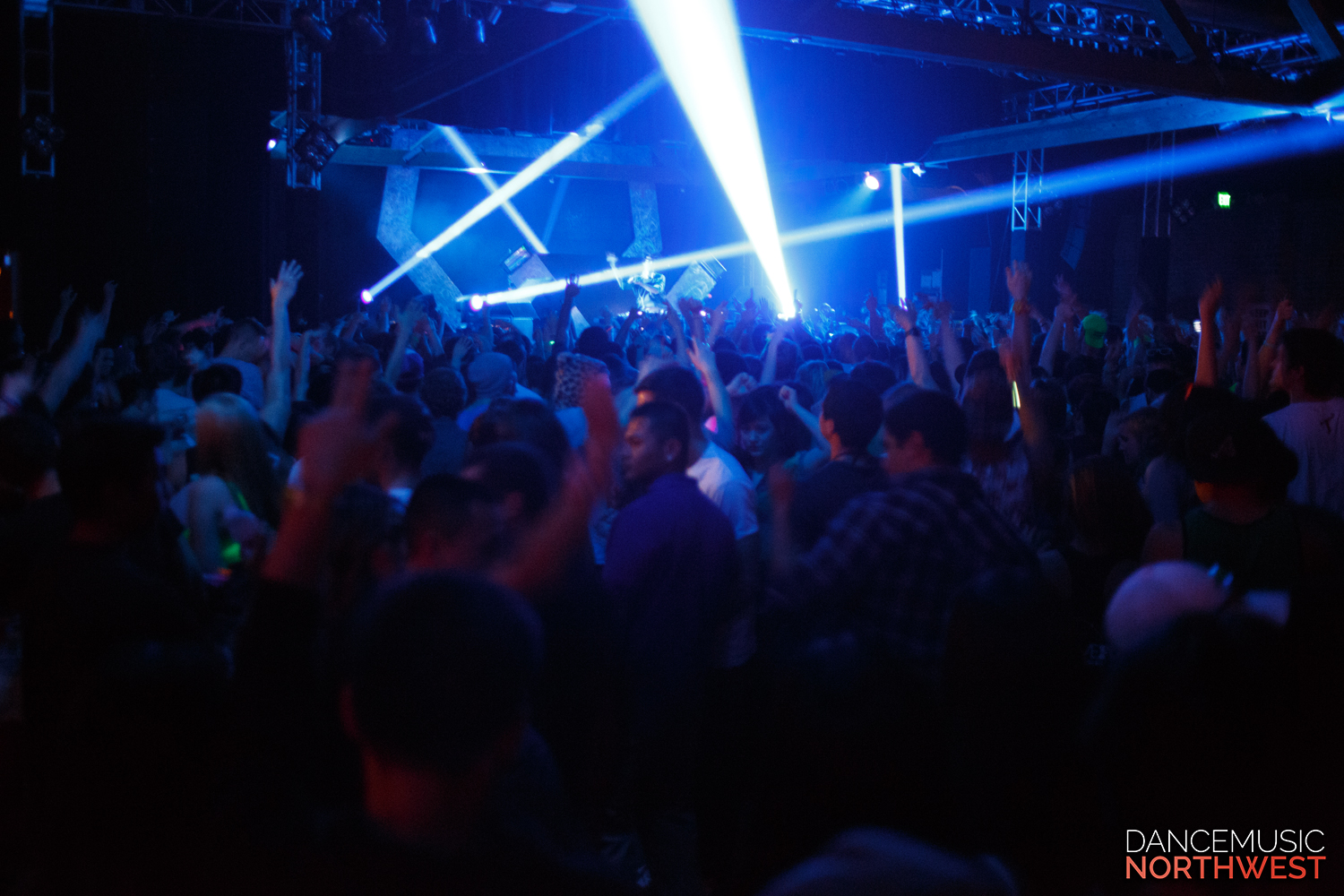 Dallask @ Showbox Sodo, 12.05.2014 (Nathan Iversen Photography) Performance