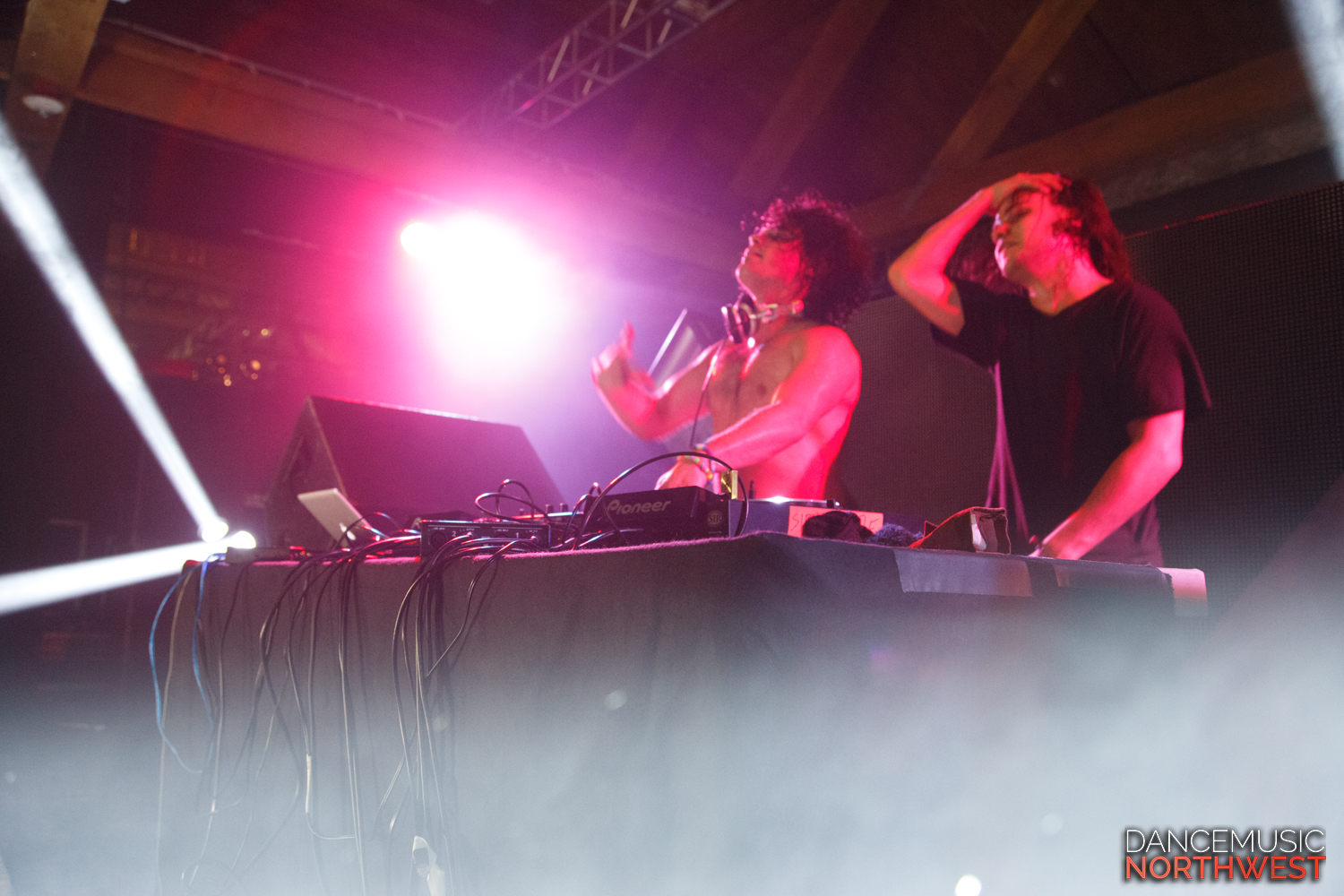 DVBBS @ Showbox Sodo, 12.05.2014 (Nathan Iversen Photography) Performance