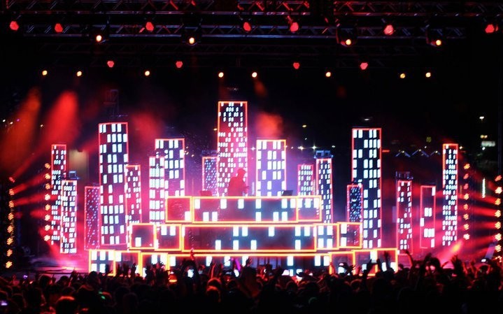 Pretty Lights is one of the biggest live acts in all of dance music.