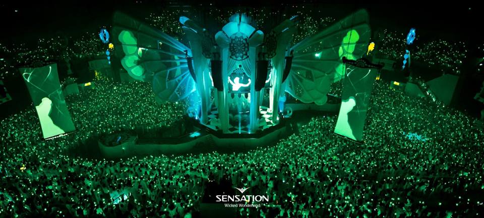 Mr. White, Dannic, Mark Knight and more take on Sensation Korea for the 2013 rendition Wicked Wonderland! Here are the 5 live sets from the festival!
