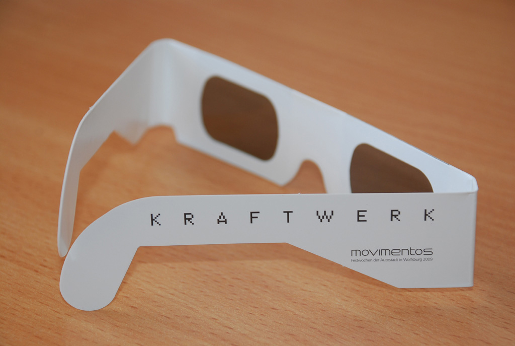 Every fan gets 3D glasses to enhance the visual aspect of the show.