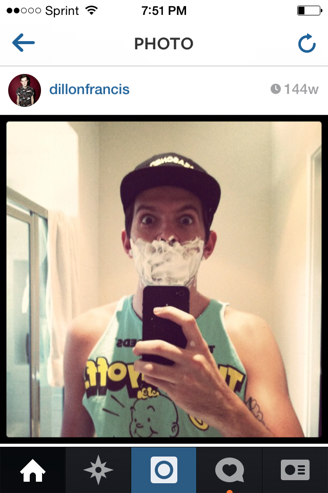 dill francis shaving