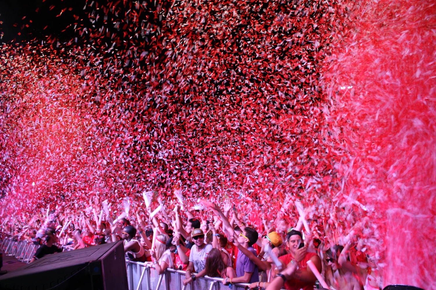 Escapade Music Festival overpowers with 2014 lineup.