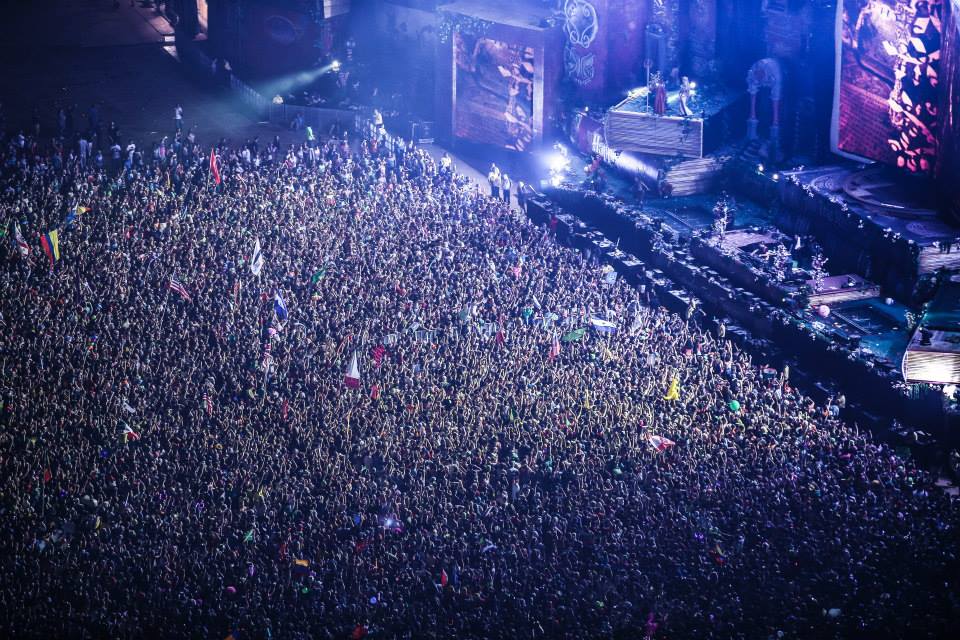 TomorrowWorld-Georgia-2013-Main-Stage