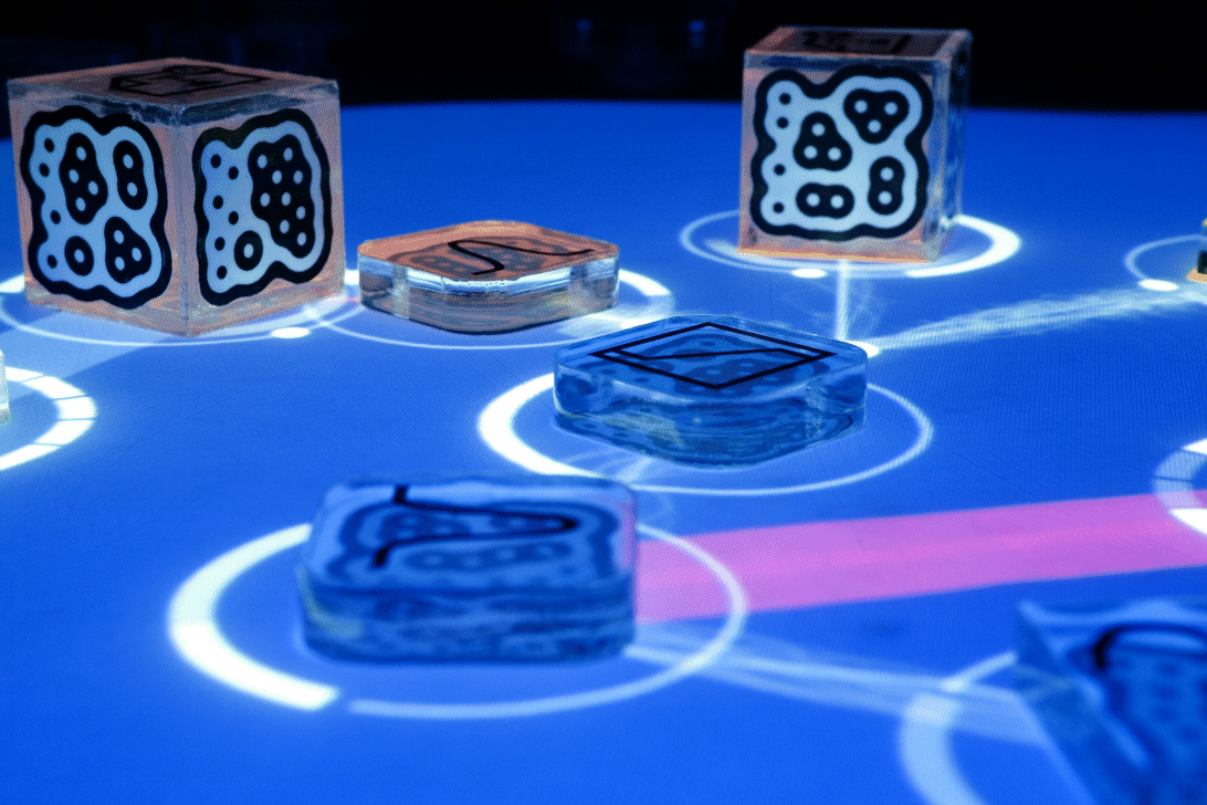 Reactable Tangible User Interface