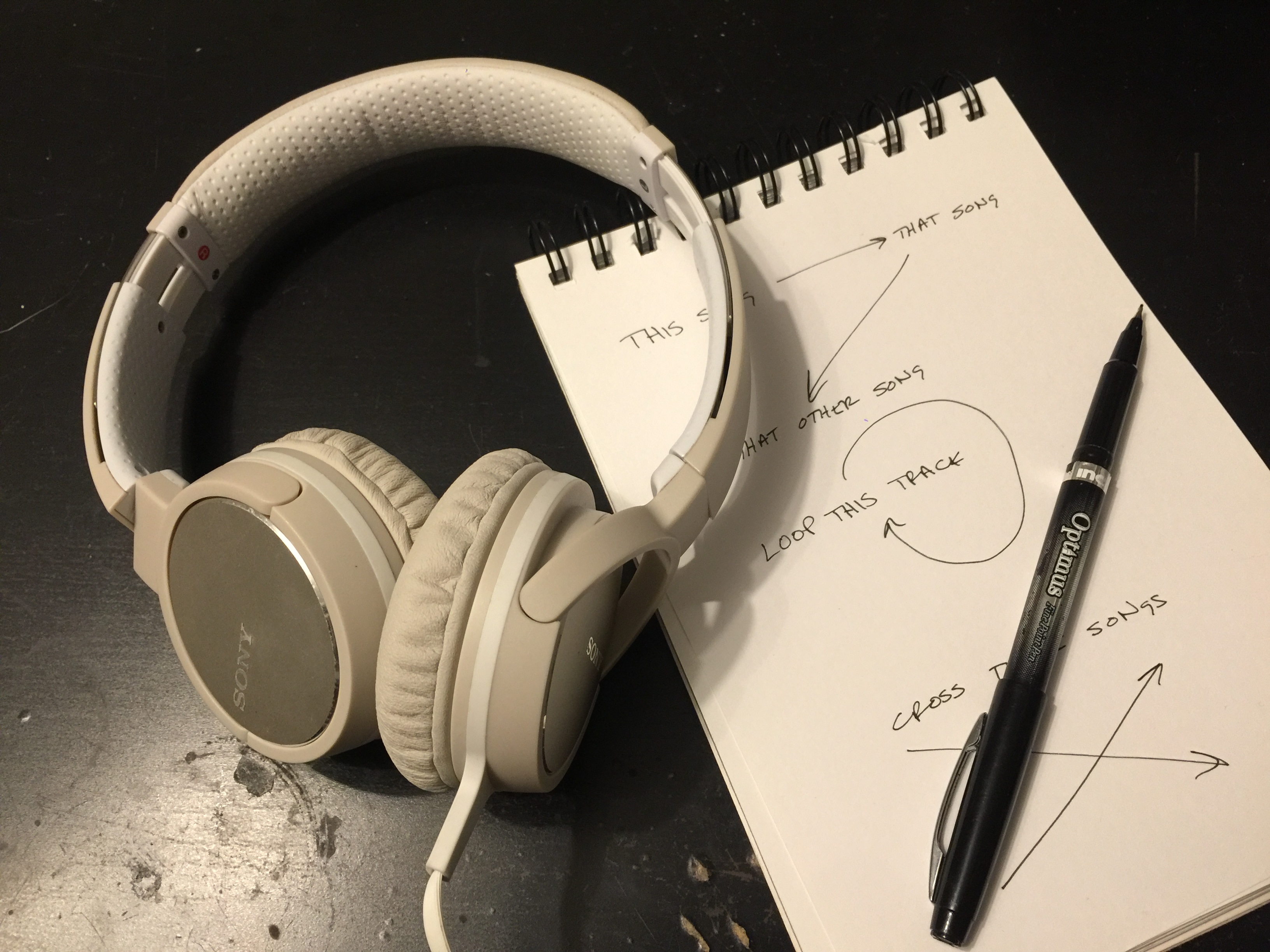 dj-controller-affects