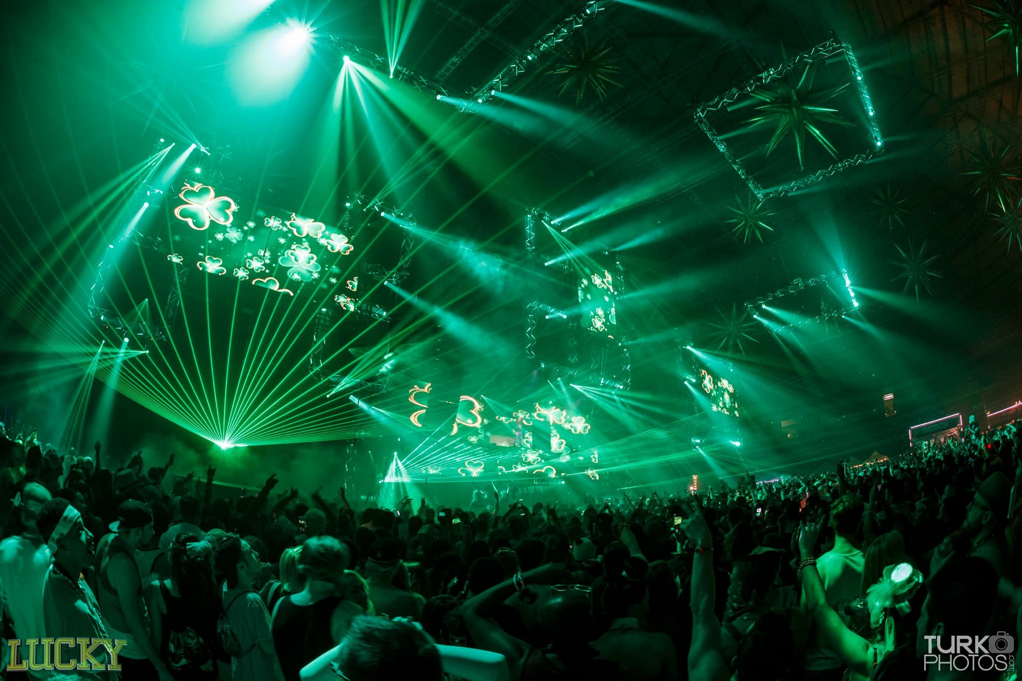green lasers at a show