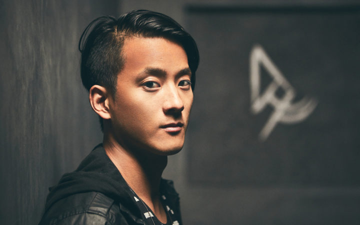 elephante press photo grey walls