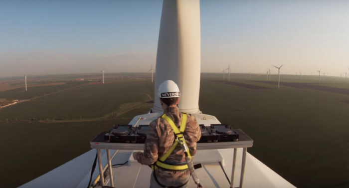 Alex Parker Neversea