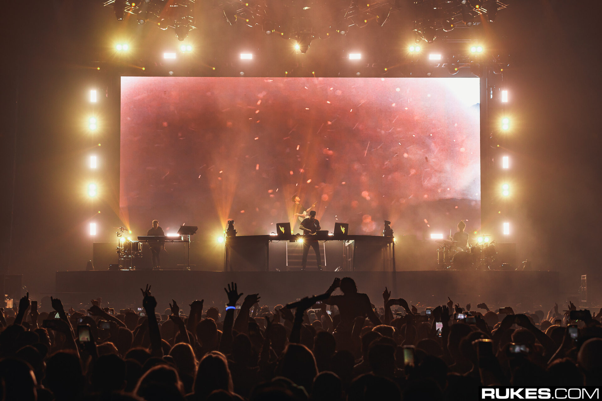 Illenium announces triumphant return to the Gorge for Memorial Day weekend