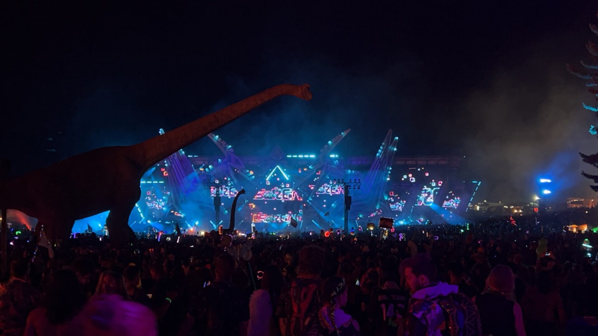 LSDream performing at the main stage during Lost Lands 2023