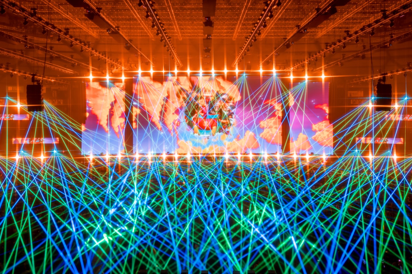 Show of Thunderdome 2026 festival stage with green/blue lasers.